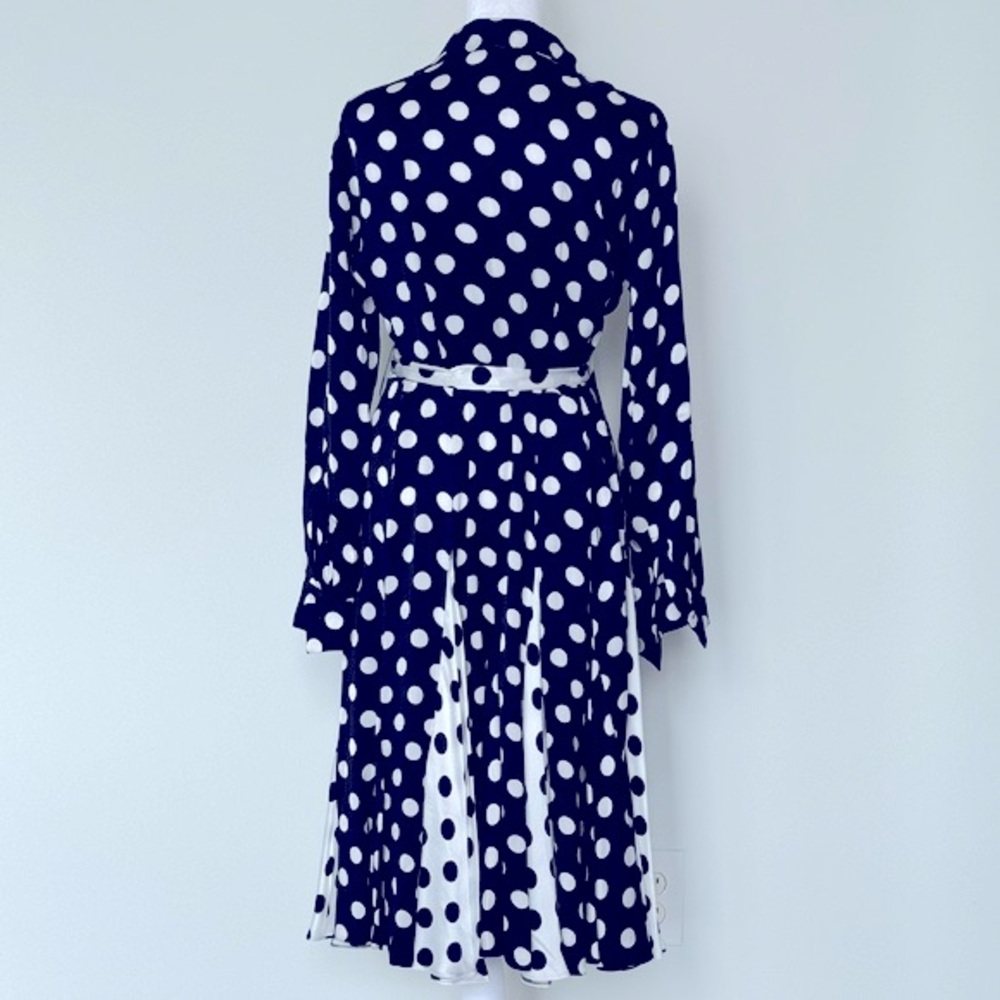 Carolina Herrera: Black & White Long Sleeve Polka Dot Button Up Midi Dress - Picture 3 of 4